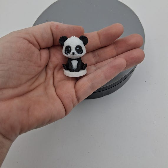 Cover Minder Panda 3D printed with magnet embedded inside - Obrien Custom Turning diamond painting