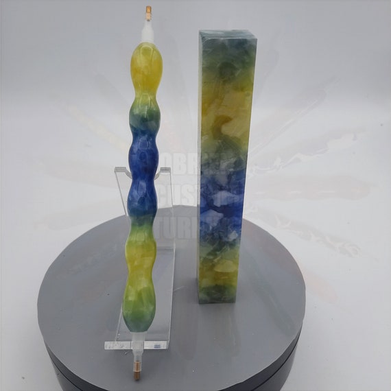 Diamond Painting Pen  - Blue Pineapple - Handmade Custom yellow handcrafted lathe acrylic