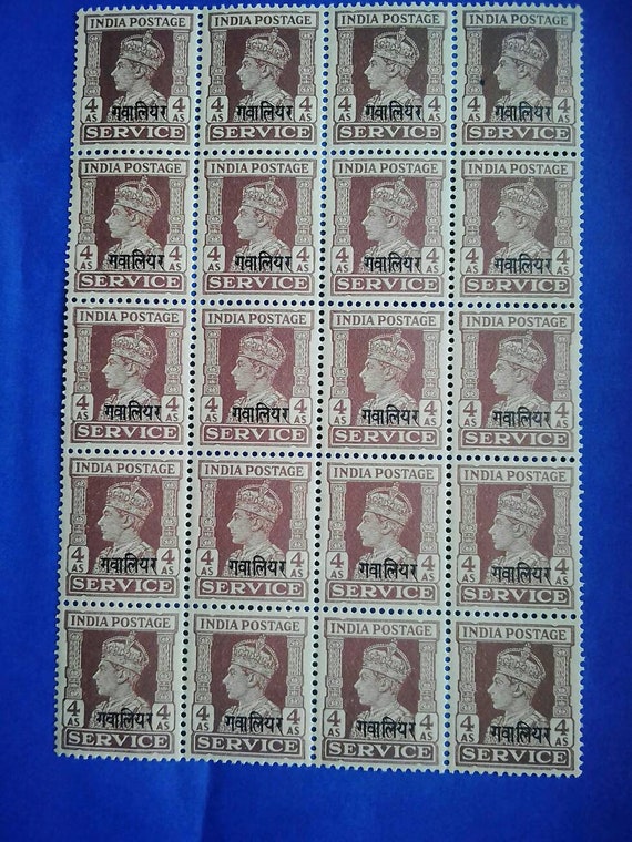 Indian mint souvenir sheet of 4 stamps on Bridal Costumes of India issued  2023