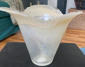 Vintage Handblown Art Glass Vase - Beige Cream Swirl, Ruffled Rim, 4.5”