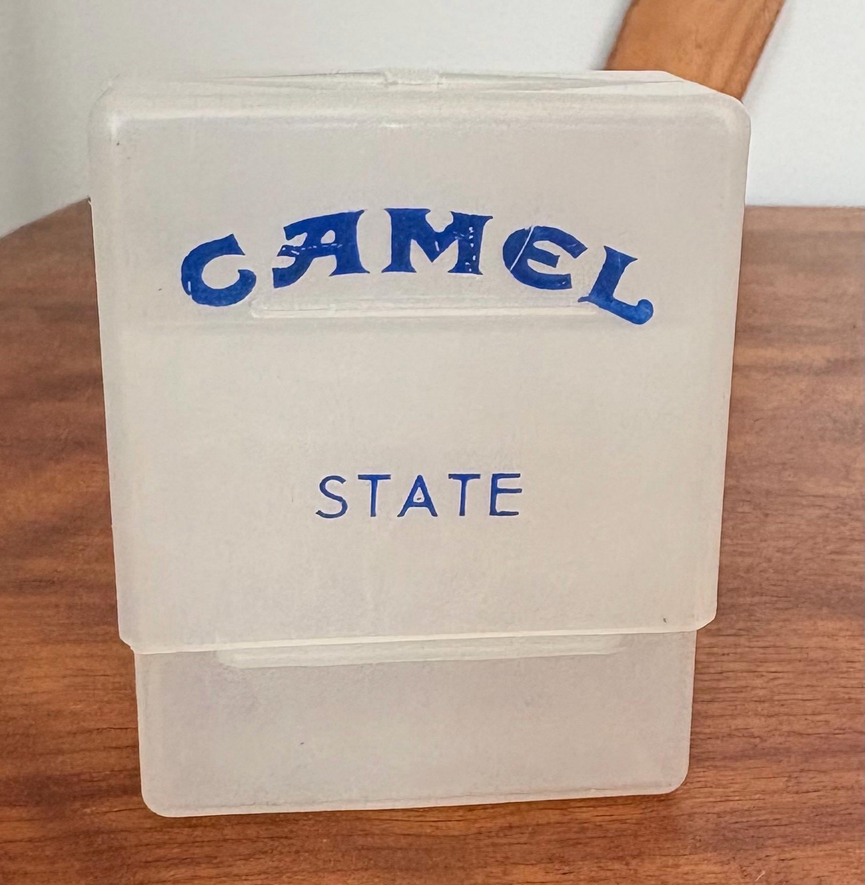 Vintage Camel Advertising Plastic Pocket Case the Queen Tupper USA