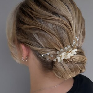 Bridal flower Comb , Wedding Hair Piece, Hair comb , Hair Pin , Hair vine,Bridal hair accessories Elegant flower piece for bride hair