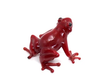 red frog statuette handmade in Murano glass with lampwork