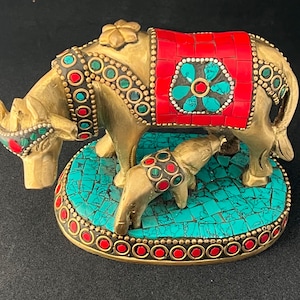 Handcrafted Brass Cow & Calf Statue: Home Decor Showpiece