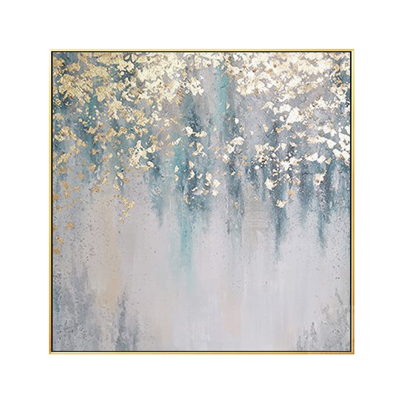 Op de afbeelding: Abstract schilderij met een gouden en blauwe kleurstelling. Het schilderij heeft een textuur achtergrond met gouden accenten en blauwe strepen.
