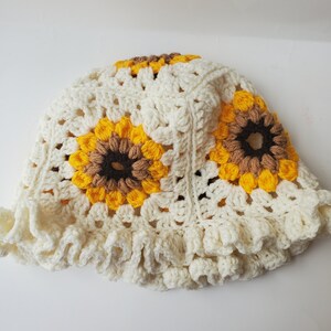 The Sunflower Bucket Hat Crochet Pattern image 2