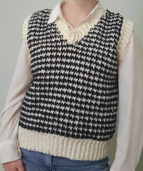 houndstooth crochet vest