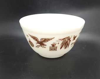 Pyrex Early American 1.5 pint Mixing Bowl #401 Brown White Eagle Patter Vintage