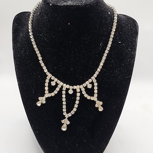 Art Deco Rhinestones Silvertone Setting Necklace Vintage