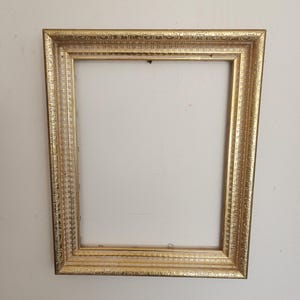 Vintage Wooden Gold Frame Fits 16 1/2&quot; x 14&quot; Picture