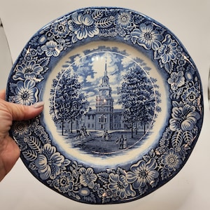 Staffordshire Ironstone Liberty Bell 9.5&quot; Dinner Plate Independence Hall Replacement Vintage
