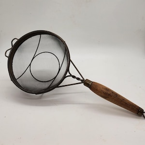 1950&#39;s Strainer with Wooden Handle Rustic Kitschy Decor Vintage