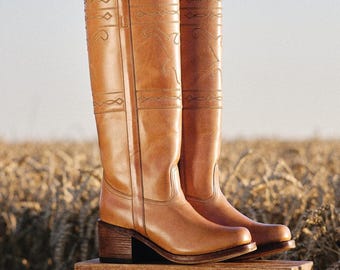 Stitching Taurus Boots Saddle Tan