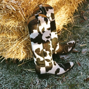 Black & White Western Boots in Cow