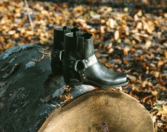 Ankle Boots Black Belted