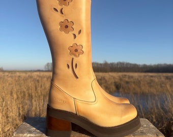 Platform Flower Boots Camel