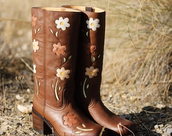 Flower Boots Vintage Brown