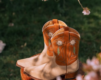 Lily Boots - Vintage Western Style