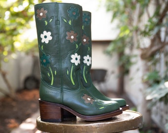 Flower Boots in Green