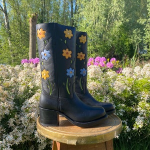 Blossom Boots in Black