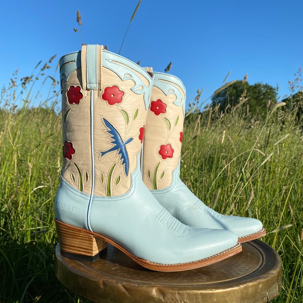 Colibri Boots Blue | Bird | flower