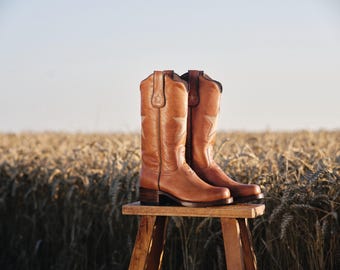 Mystic Star Boots Cognac Brown