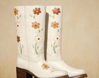Flower Boots Beige