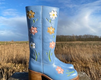 Buty kwiatowe niebieskie