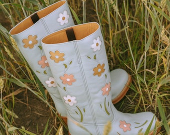 Flower Boots in Blue