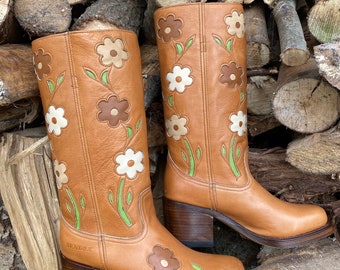 Flower Boots Almond Brown