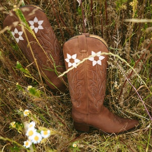 Western Floral Boots - Vintage Finished