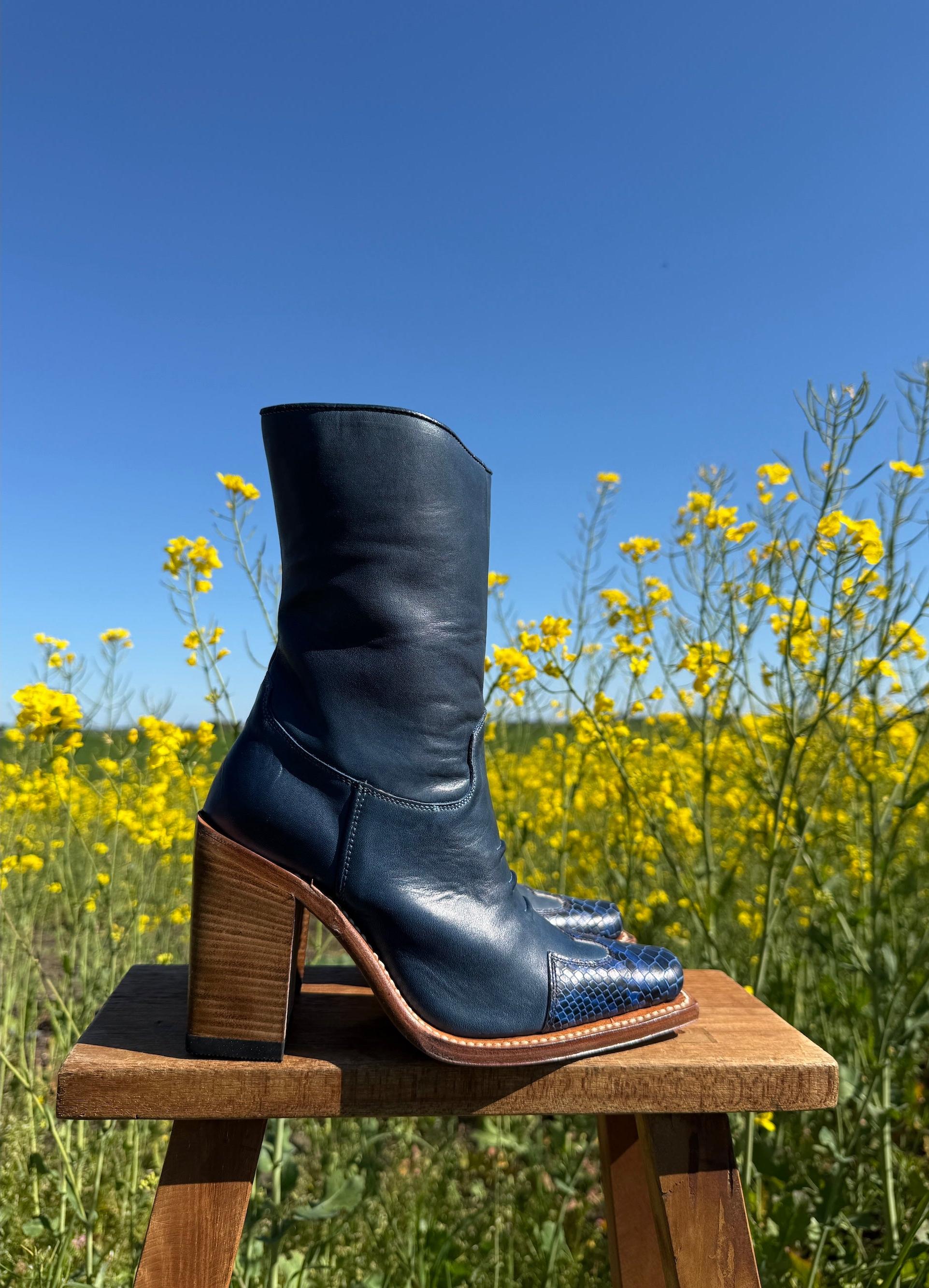 Sendra Python - Etsy