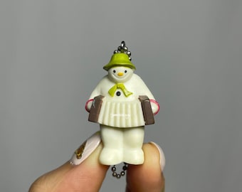 Nyckelringsfigur med snögubbe från 2003, 3,3 cm, leksak, samlarobjekt, present, begagnad, tecknade serier, vinter, present till barn