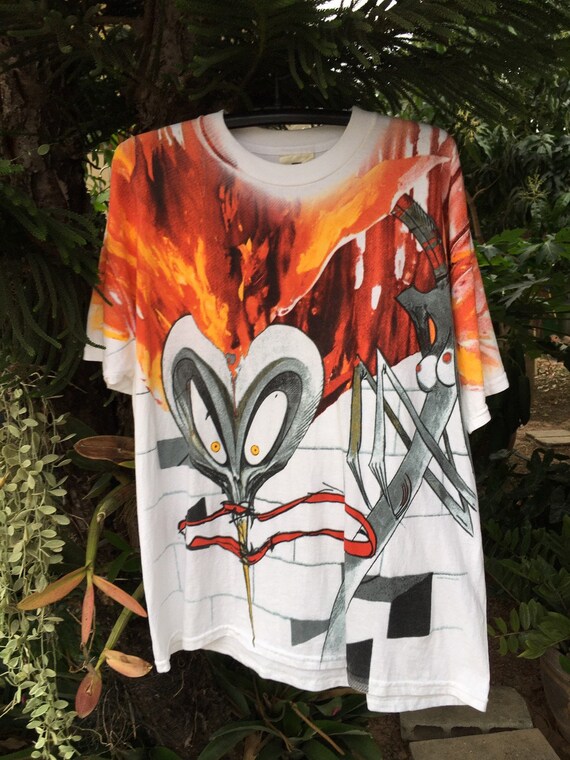 Vintage 1999 Pink Floyd All Over Print shirt