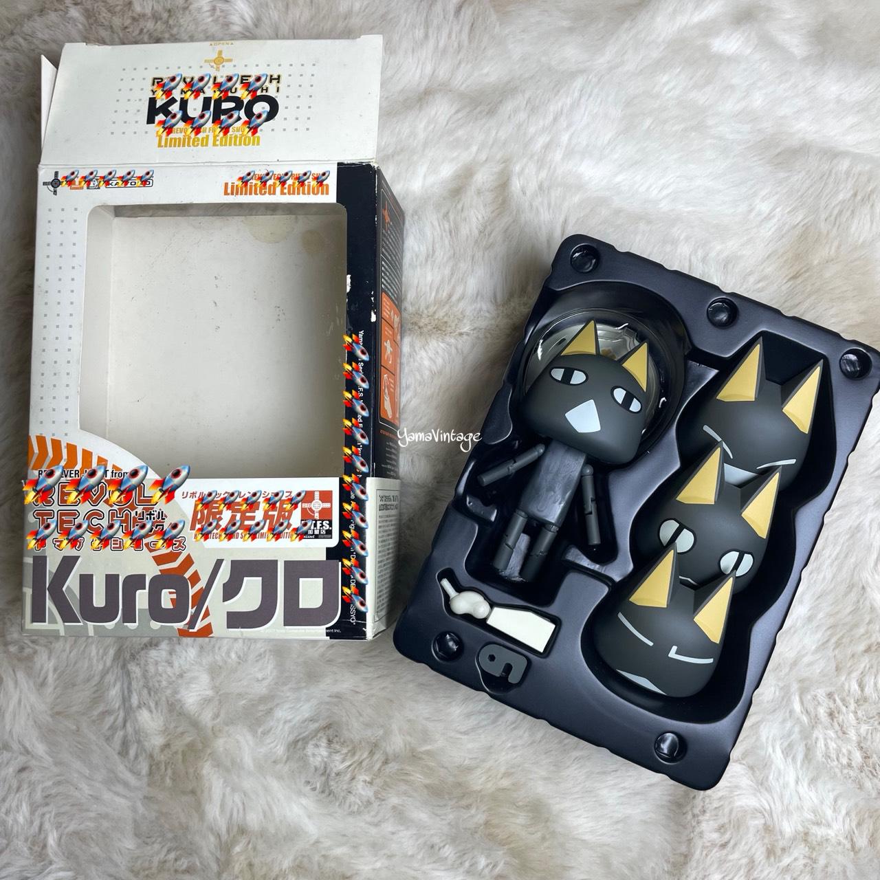 Toro and Kuro Figure - Etsy