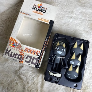 Toro and Kuro Figure - Etsy