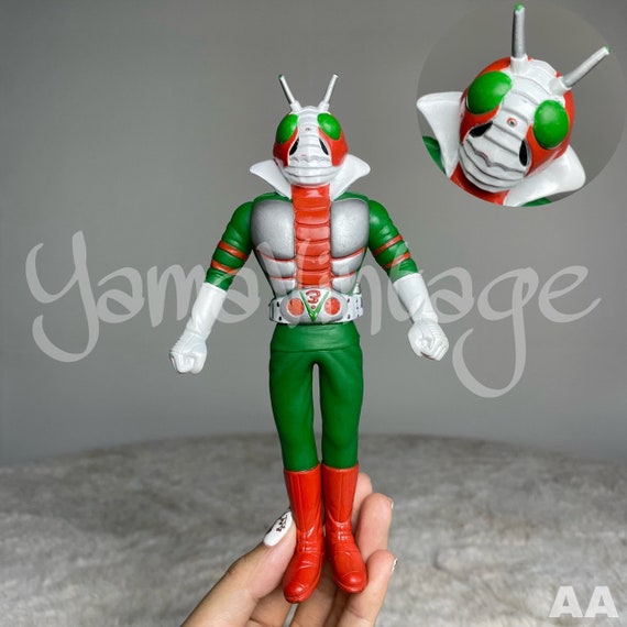 Second hand action figures on sale