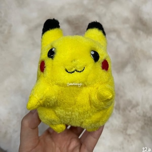 Vintage 1990s Pikachu Plush 4" , Stuffed toys , Stuffed doll , Smile Pikachu , Games , Anime , Cartoons , Cute , Gift , Second hand , Y2K