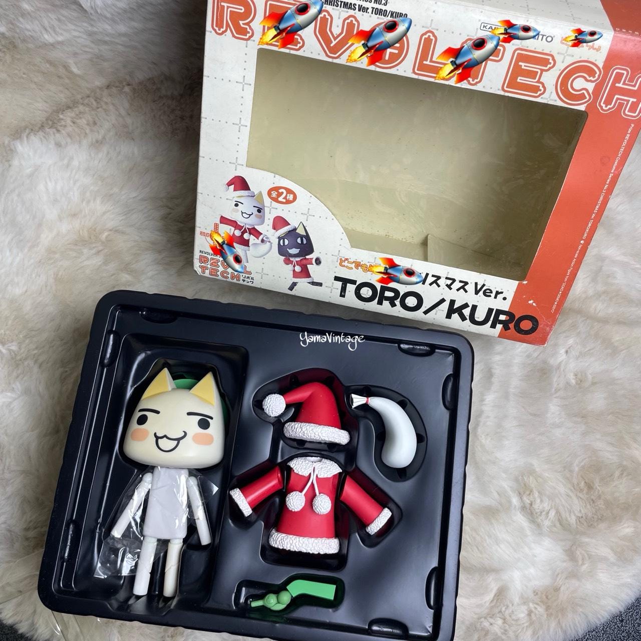 REVOLTECH TORO/KURO どこでもいっしょ クリスマスVer Prize Revoltech Toro Christmas Ver. - My Anime Shelf