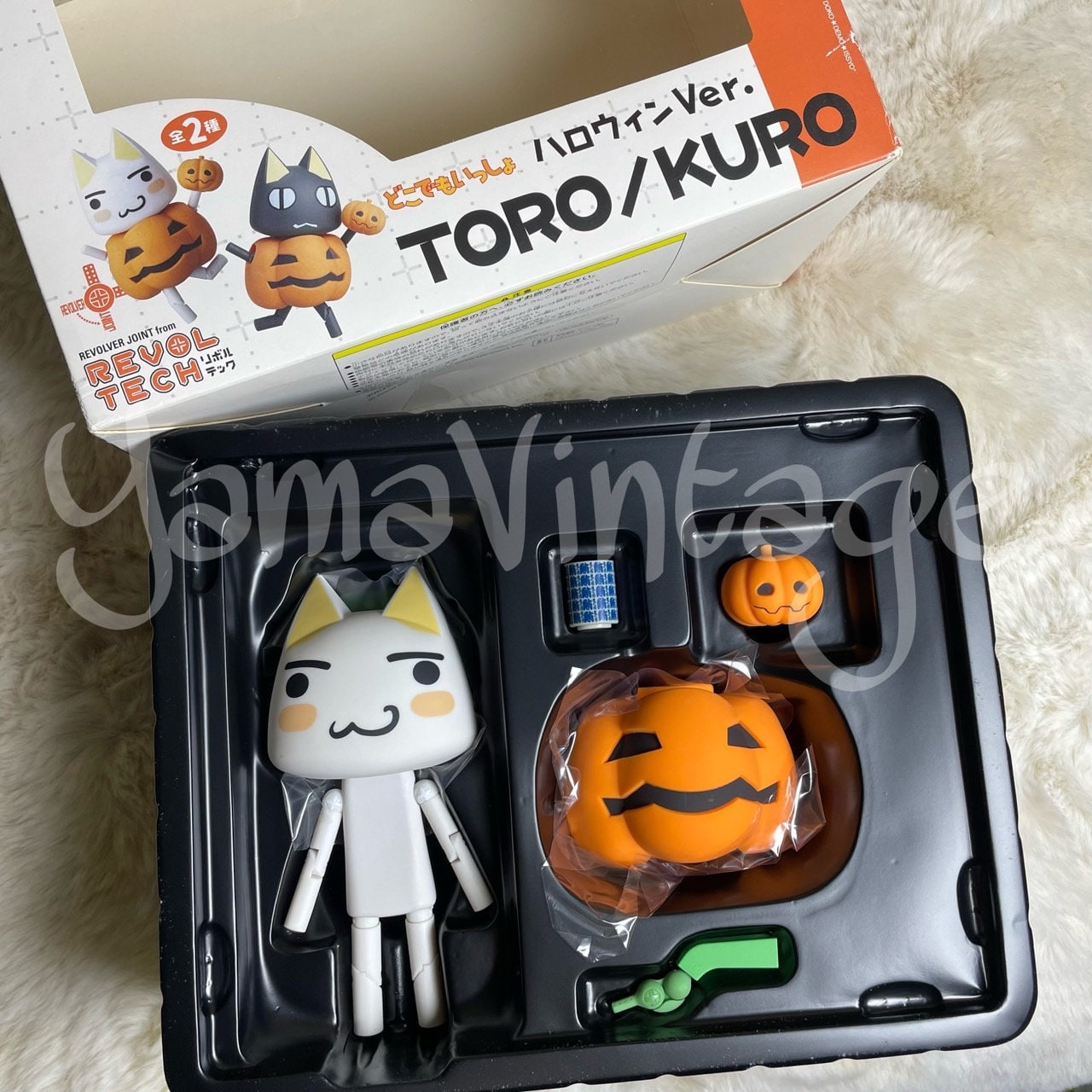 REVOLTECH TORO/KURO どこでもいっしょ ハロウィンVer. Inoue Toro Action Figure Toro and Kuro Christmas Version