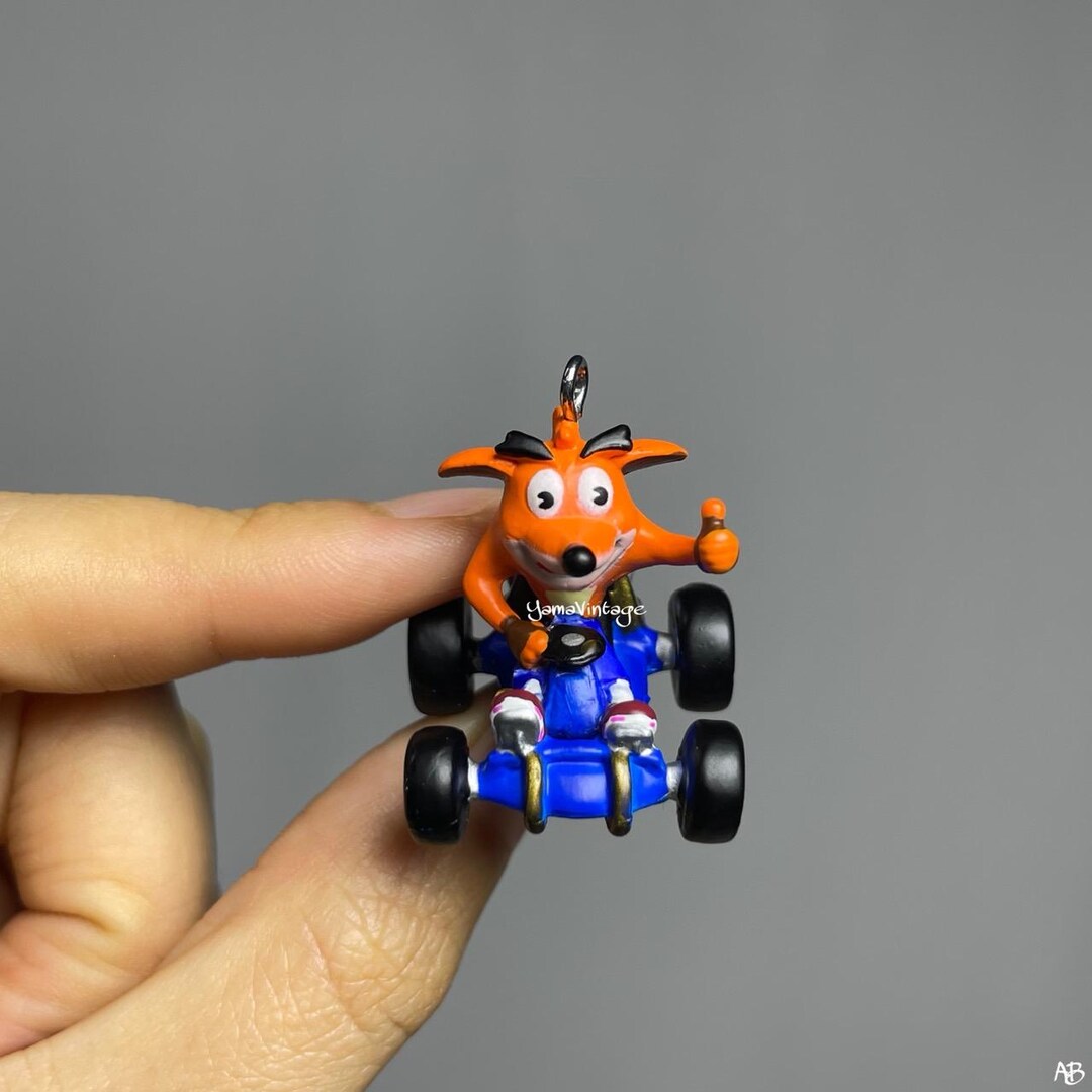 （中古未使用）希少 1999年クラッシュバンディクーキーホルダー 中古未使用）希少 1999年クラッシュバンディクーキーホルダー