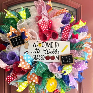 Personalized Teacher Wreath, Custom Classroom Decor, Teacher Gift, Teacher Name Wreath, Back To School Teacher Gift