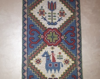 Vintage Embroidered Wall Tapestry: Ethnic Wall Decor (58x29 cm)