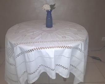 Vintage White Cotton Tablecloth: Embroidered 60s Table Linen (220x170 cm)