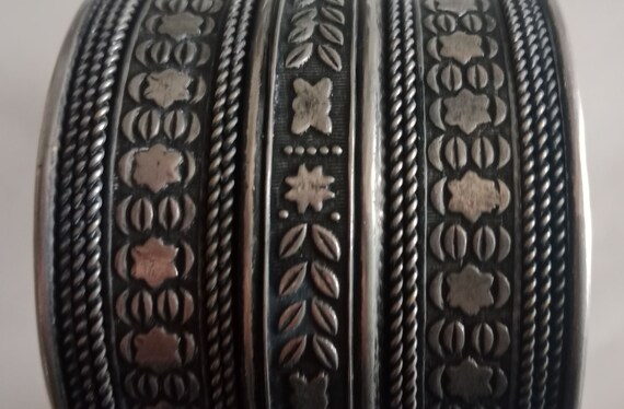Patterned Cuff Bracelet With Embossed Scroll Desi… - image 5