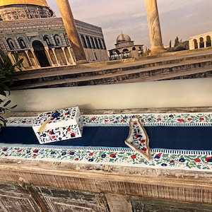 Chemin de table peint à la main Palestine Hébron | boîte décorative | bibelot carte décoration d'intérieur palestinien | Art palestinien | Décoration palestinienne