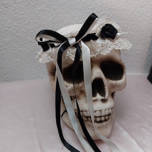 Lace Elastic Bridal Garter , Cream and Black Lace , Ivory, Ribbons, Wedding , Bride, Old West, Saloon Girl........