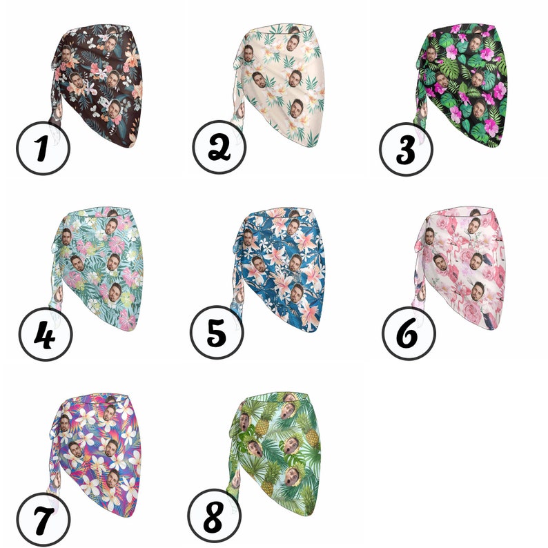 Pu&ograve; includere: Otto diversi sarong con motivi diversi con un viso stampato su di essi. I sarong sono di vari colori e motivi, tra cui floreale, tropicale e geometrico.