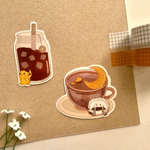 Café helado y té acogedor pegatina / Pikachu, Wooloo, bebidas calientes, calcomanía de vinilo, impermeable, mate, brillante, lindo, computadora portátil, planificador, diario