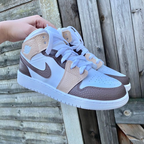 jordan 1s mochas